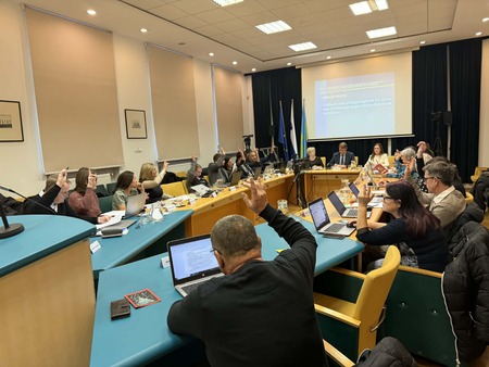 d444b44a-c215-4a87-987a-d02cfe64367d (1)